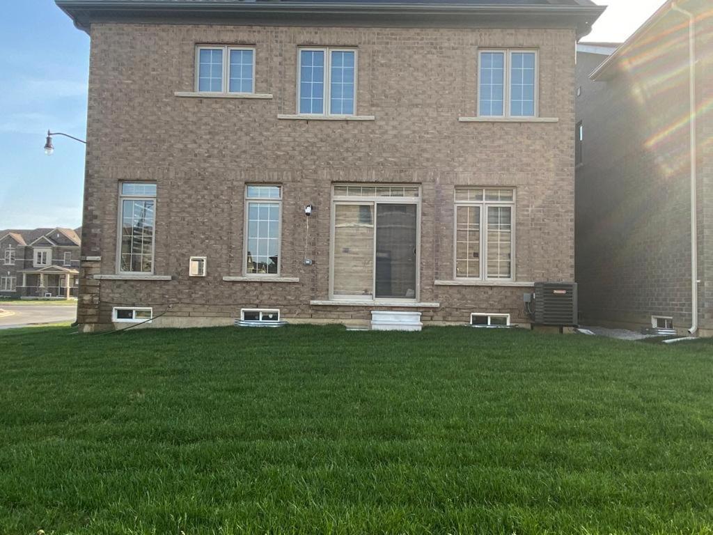 537 Veterans Dr Brampton On L7A 0C4 Exterior foto