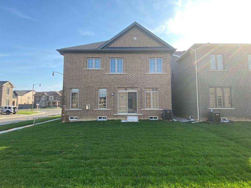 537 Veterans Dr Brampton On L7A 0C4 Exterior foto